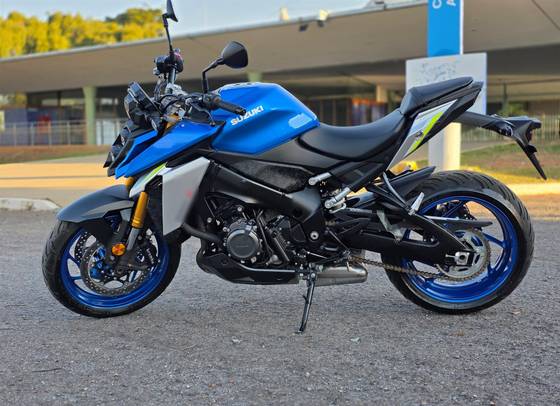 SUZUKI GSX-S1000A ABS SUZUKI GSX-S1000A ABS